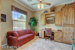 4186 E Carob Dr, Gilbert, AZ 85298 photo 5
