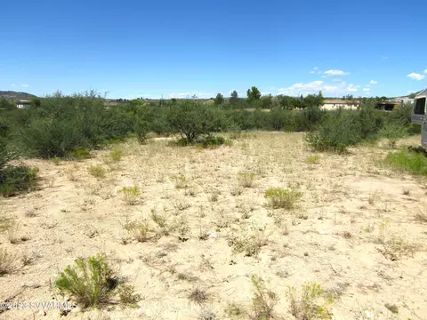 2590 E Freedom Ln, Rimrock, AZ 86335