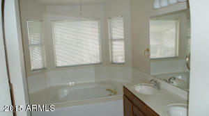 514 W Comstock Dr, Gilbert, AZ 85233 photo 11