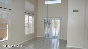 514 W Comstock Dr, Gilbert, AZ 85233 photo 4