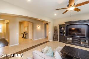 3139 E Warbler Rd, Gilbert, AZ 85297 photo 8