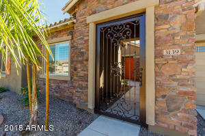 3139 E Warbler Rd, Gilbert, AZ 85297 photo 2