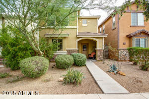 4359 E Morrow Dr, Phoenix, AZ 85050 photo 2