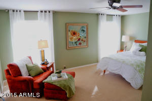 2203 E Glenn Dr, Phoenix, AZ 85020 photo 5