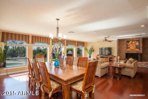 2203 E Glenn Dr, Phoenix, AZ 85020 photo 8