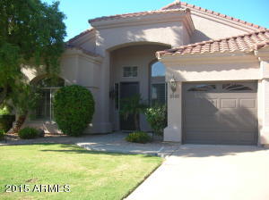 1848 E Willow Tree Ct, Gilbert, AZ 85234 photo 1