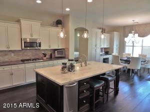 608 Elgin St, Gilbert, AZ 85295 photo 4