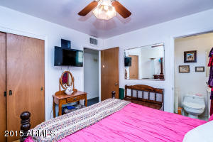 1228 Echo Ln, Phoenix, AZ 85020 photo 21