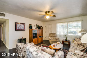1228 Echo Ln, Phoenix, AZ 85020 photo 19