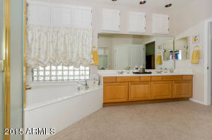 538 E Brookwood Ct, Phoenix, AZ 85048 photo 24