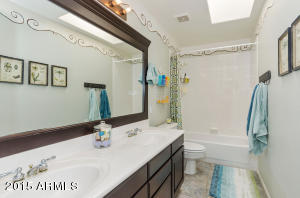 538 E Brookwood Ct, Phoenix, AZ 85048 photo 18