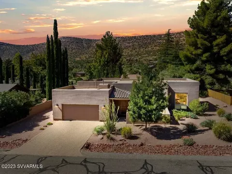 155 Gunsight Hills Dr, Sedona, AZ 86351