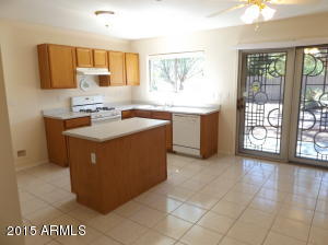 8425 E Navarro Cir, Mesa, AZ 85209 photo 7