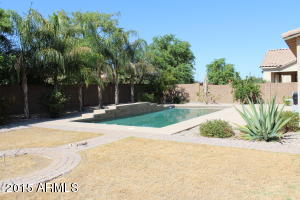 3035 E Warbler Rd, Gilbert, AZ 85297 photo 3