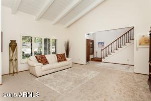 209 E Myrtle Ave, Phoenix, AZ 85020 photo 3