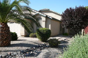 548 E Kyle Ct, Gilbert, AZ 85296 photo 2