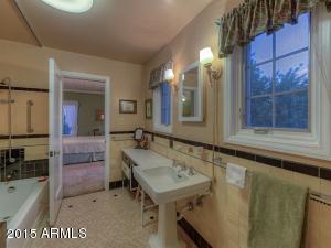366 E Verde Ln, Phoenix, AZ 85012 photo 20