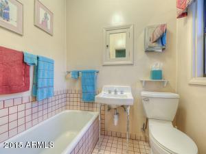 366 E Verde Ln, Phoenix, AZ 85012 photo 14