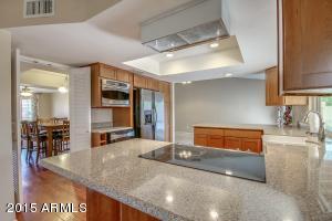 4617 E Grandview Rd, Phoenix, AZ 85032 photo 4