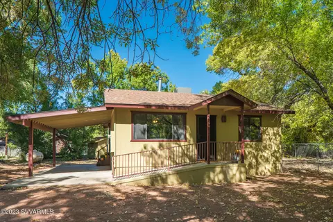4050 E Meadow Ln, Rimrock, AZ 86335