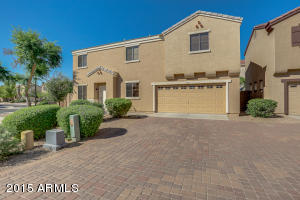 1402 E Dunbar Dr, Phoenix, AZ 85042 photo 1