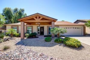 2307 E Christy Dr, Phoenix, AZ 85028 photo 1
