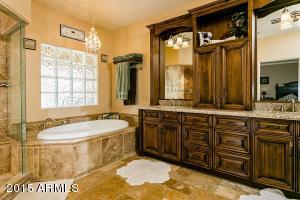 645 E Leah Ln, Gilbert, AZ 85234 photo 34