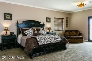 645 E Leah Ln, Gilbert, AZ 85234 photo 31