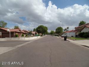 440 Encinas Ave, Gilbert, AZ 85234 photo 3