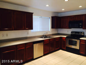 107 E Beth Dr, Phoenix, AZ 85042 photo 2