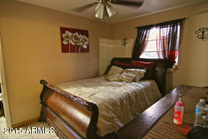 1816 E Pecan Rd, Phoenix, AZ 85040 photo 9