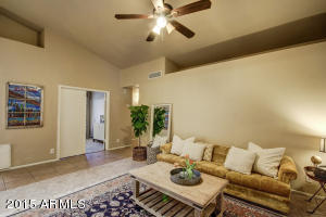 954 E Park Ave, Gilbert, AZ 85234 photo 4