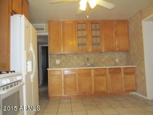 1008 Echo Ln, Phoenix, AZ 85020 photo 4
