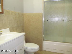 1008 Echo Ln, Phoenix, AZ 85020 photo 9