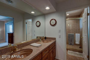 2811 E Mission Ln, Phoenix, AZ 85028 photo 17