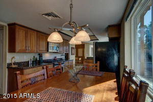 2811 E Mission Ln, Phoenix, AZ 85028 photo 10