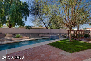 2811 E Mission Ln, Phoenix, AZ 85028 photo 1