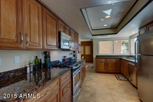 2811 E Mission Ln, Phoenix, AZ 85028 photo 9