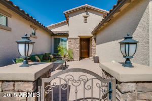 2536 E Carob Dr, Gilbert, AZ 85298 photo 5