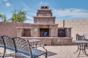 2536 E Carob Dr, Gilbert, AZ 85298 photo 2
