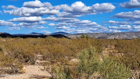 00 E Desert Willow Dr, Rimrock, AZ 86335