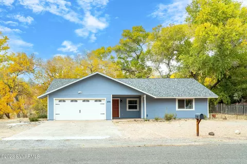 3770 E Sycamore Ln, Rimrock, AZ 86335