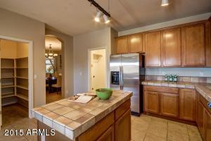 997 S Roles Dr, Gilbert, AZ 85296 photo 8