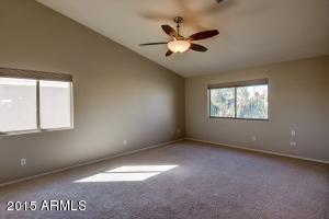 997 S Roles Dr, Gilbert, AZ 85296 photo 17