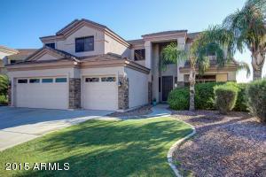 997 S Roles Dr, Gilbert, AZ 85296 photo 1