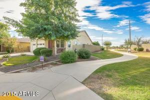 4630 S Twinleaf Dr, Gilbert, AZ 85297 photo 4