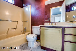 2434 N 37th Pl, Phoenix, AZ 85008 photo 10