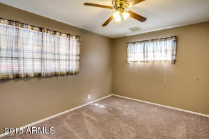 2434 N 37th Pl, Phoenix, AZ 85008 photo 16