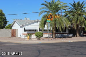 2204 E Balsam Cir, Mesa, AZ 85204 photo 2