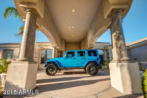 2736 E Taurus Pl, Chandler, AZ 85249 photo 4